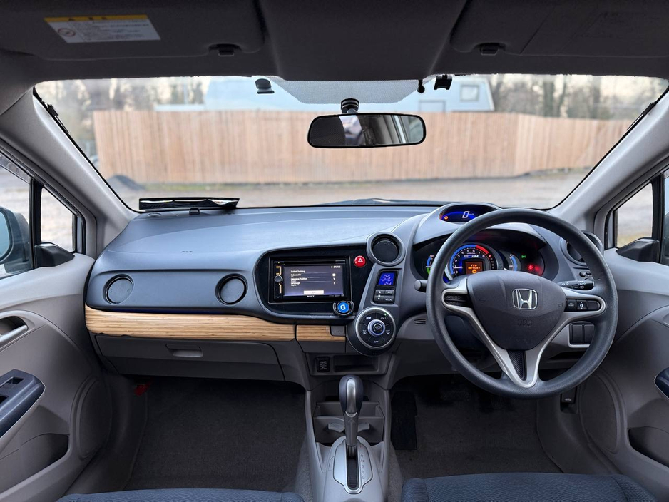 2009 Honda Insight - image 35