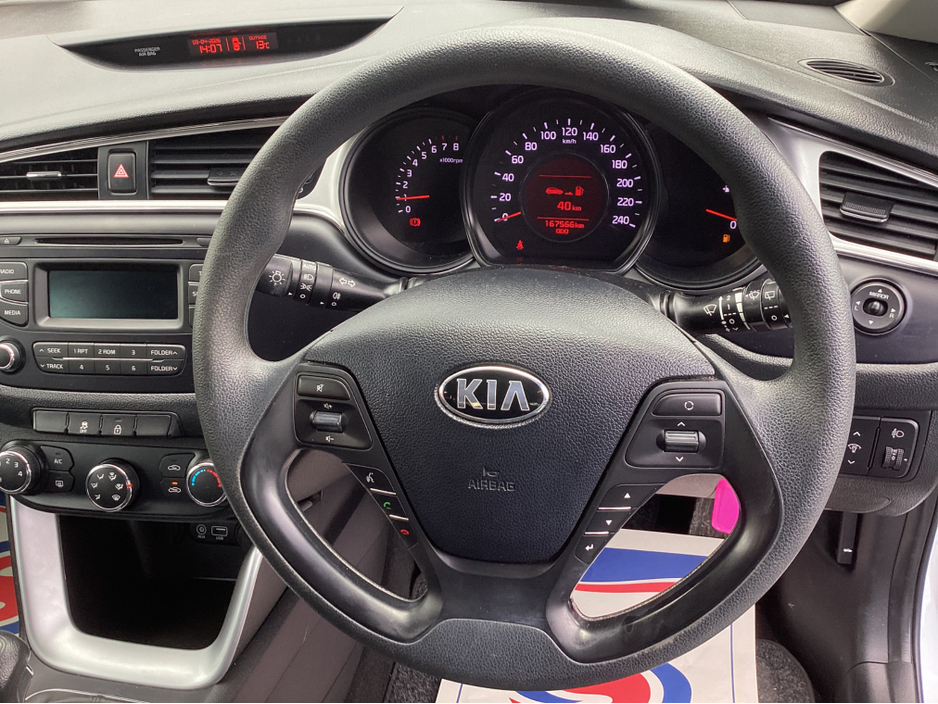 2018 Kia Ceed - image 11