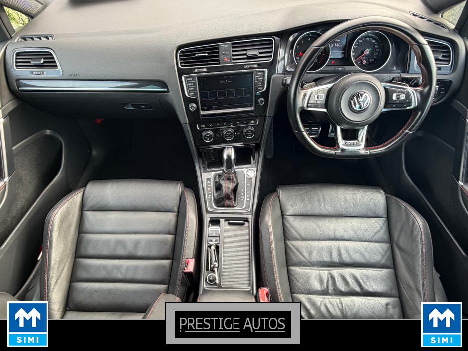 2015 Volkswagen Golf - image 13