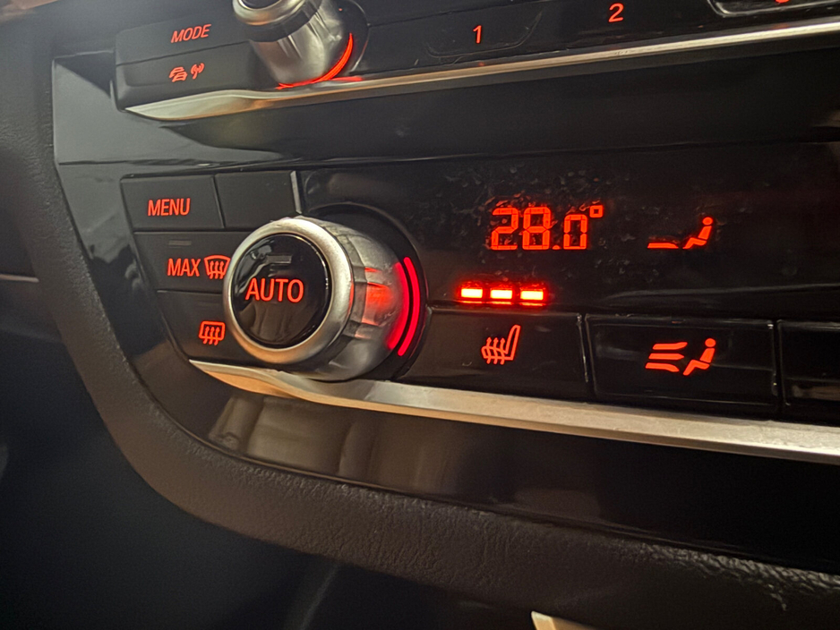 2018 BMW X3 - image 14