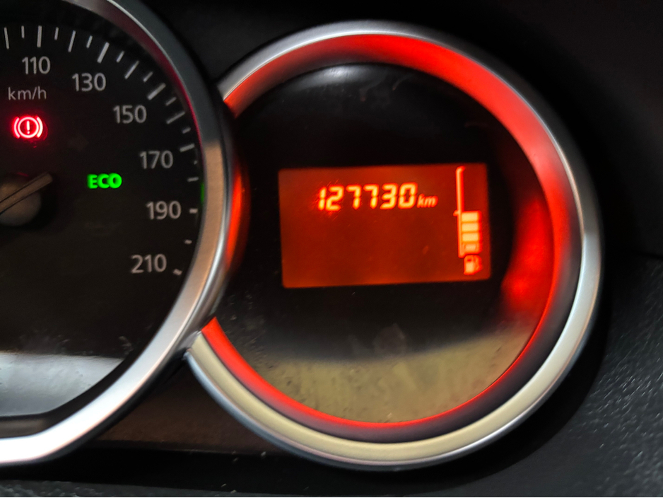 2018 Dacia Duster - image 5