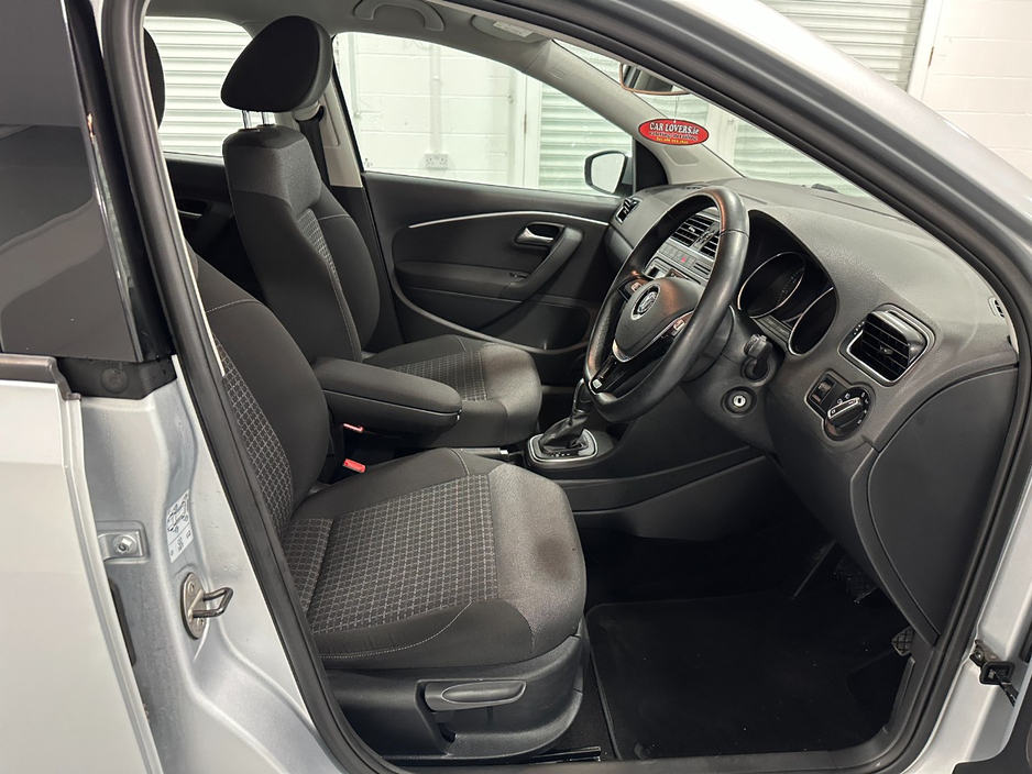 2016 Volkswagen Polo - image 18
