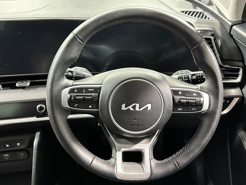 2025 Kia Sportage - image 12