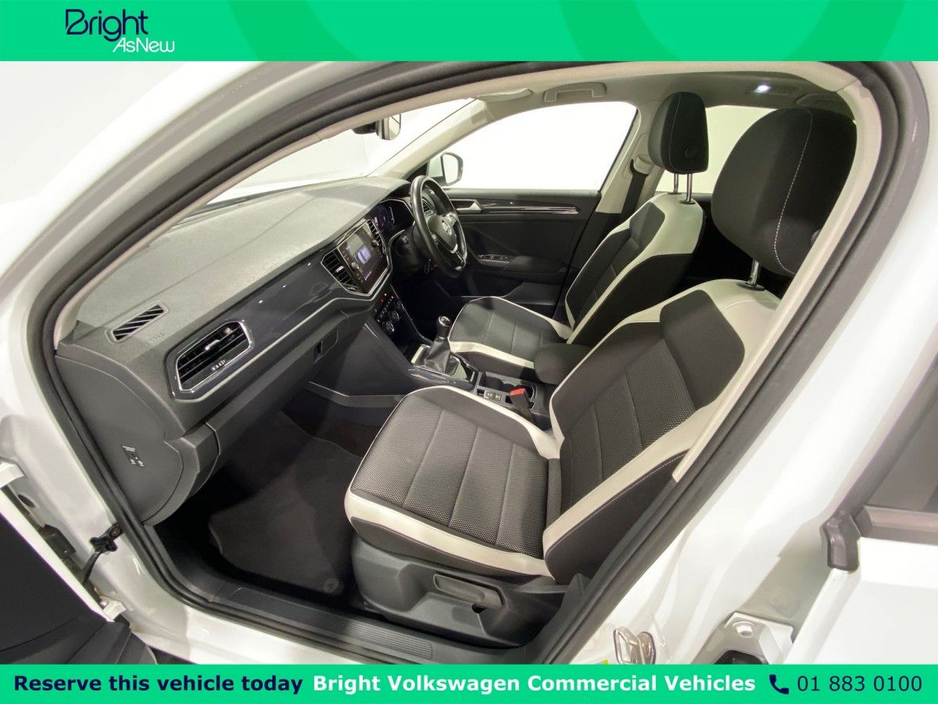 2018 Volkswagen T-Roc 1.5 TSI 150bhp Sport €17,950