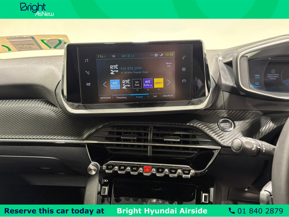 2023 Peugeot 208 - image 21