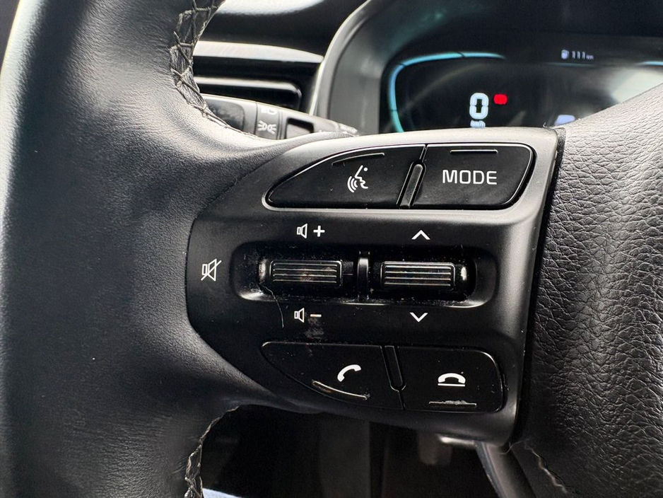 2024 Kia Stonic 1.0P 242 5 YEARS KIA WARRANTY! ONE OWNER FROM NEW! SHOWROOM CONDITION! Reversing Camera, Lane Departure Warning, Multi-Function Steering Wheel, €23,900