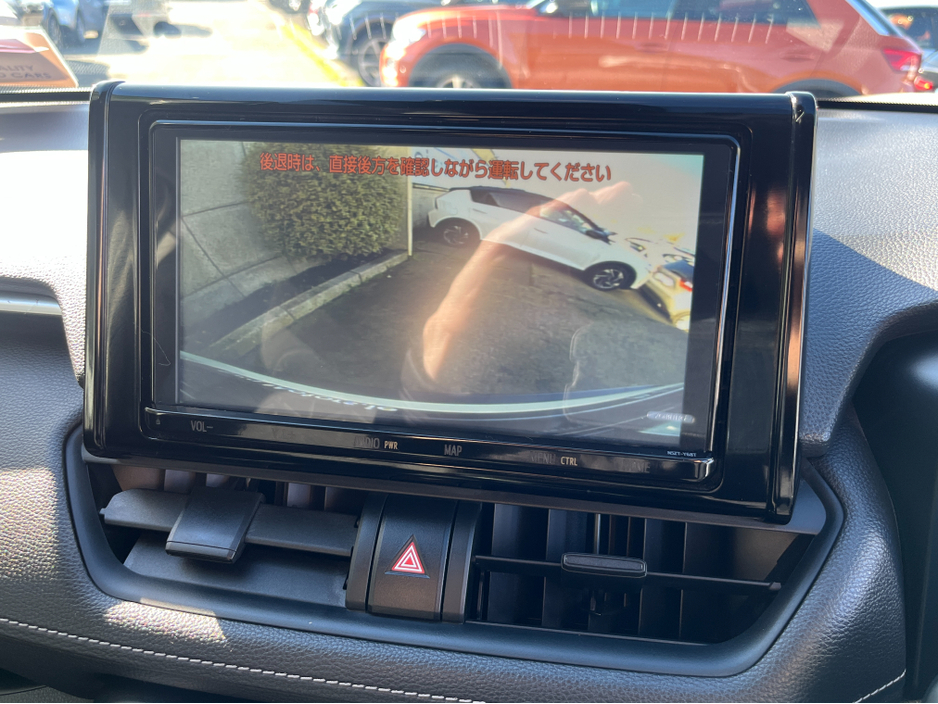 2020 Toyota Rav4 - image 18