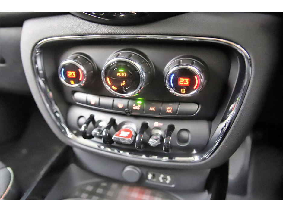 2016 MINI Clubman - image 17