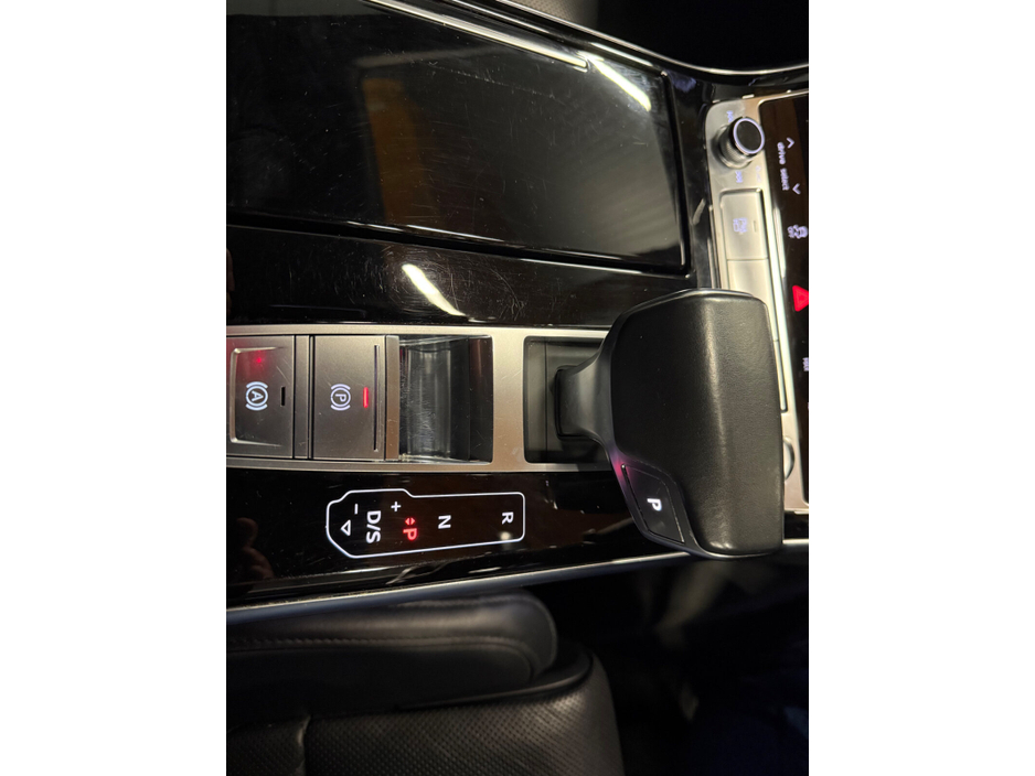 2018 Audi A8 3.0TDI 262HP quattro SE Executive €26,900