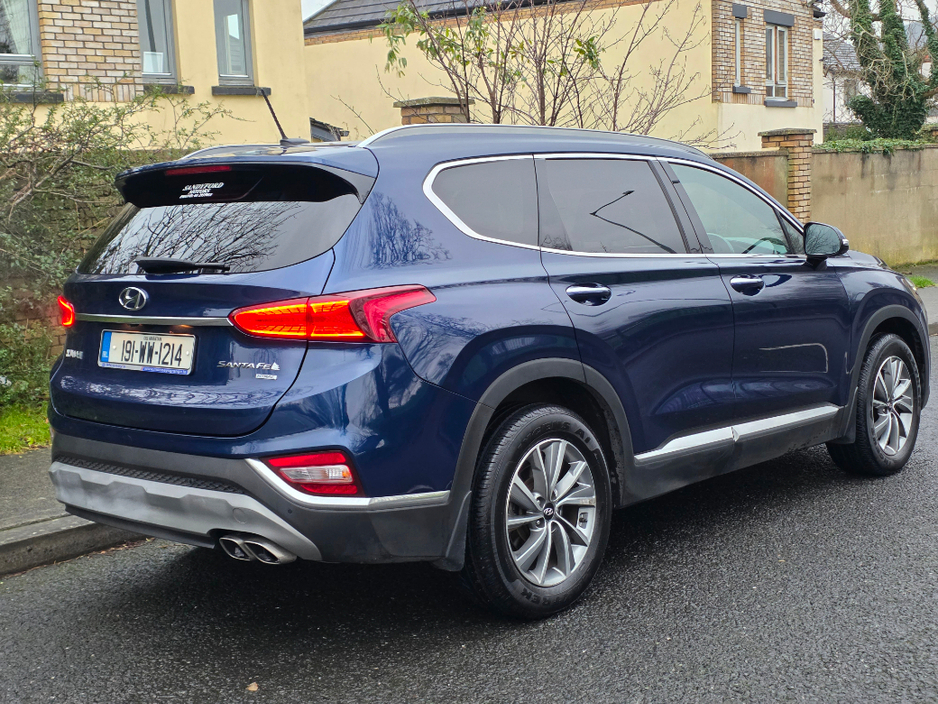 2019 Hyundai Santa Fe 4WD Executive Plus 5DR €26,950