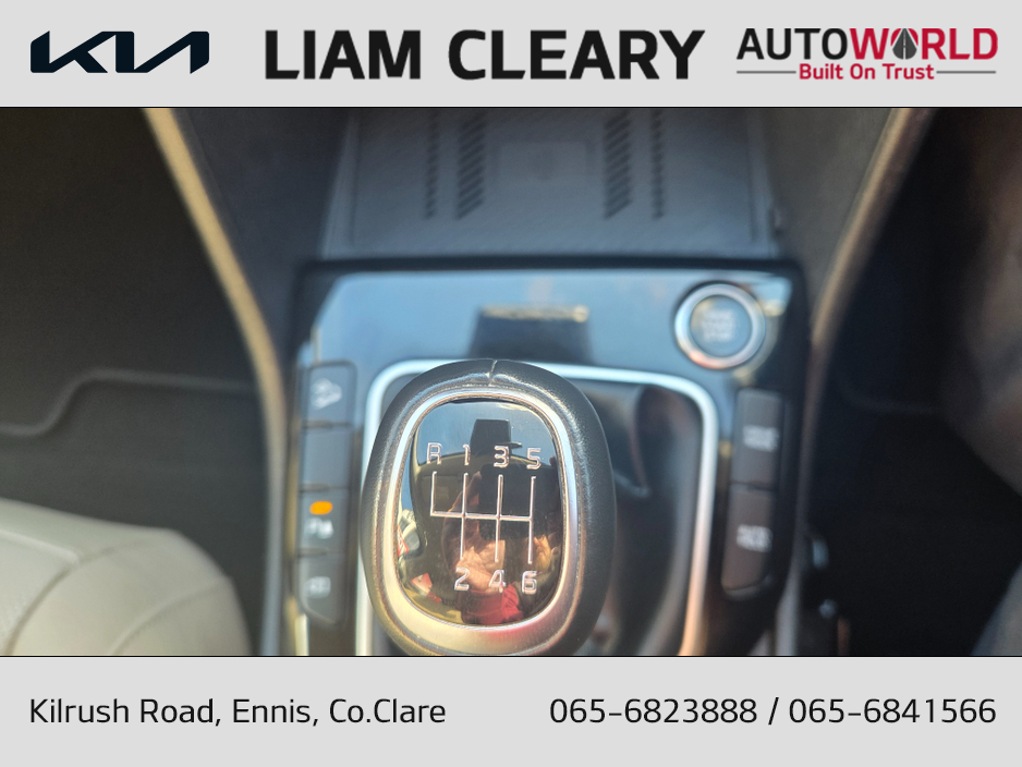 2022 Kia Sportage - image 18