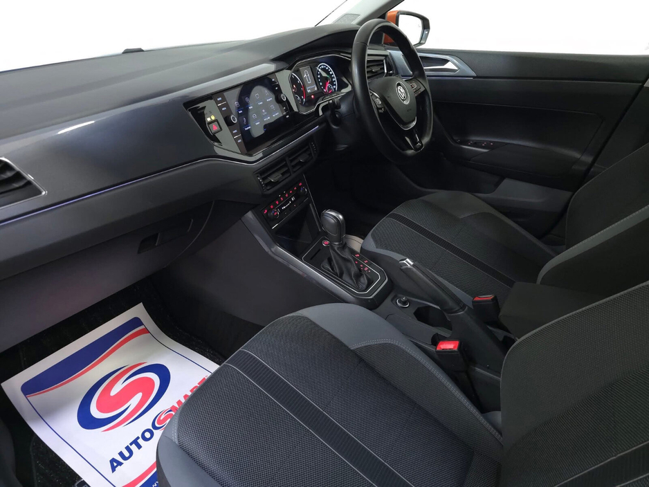 2018 Volkswagen Polo  €15,950