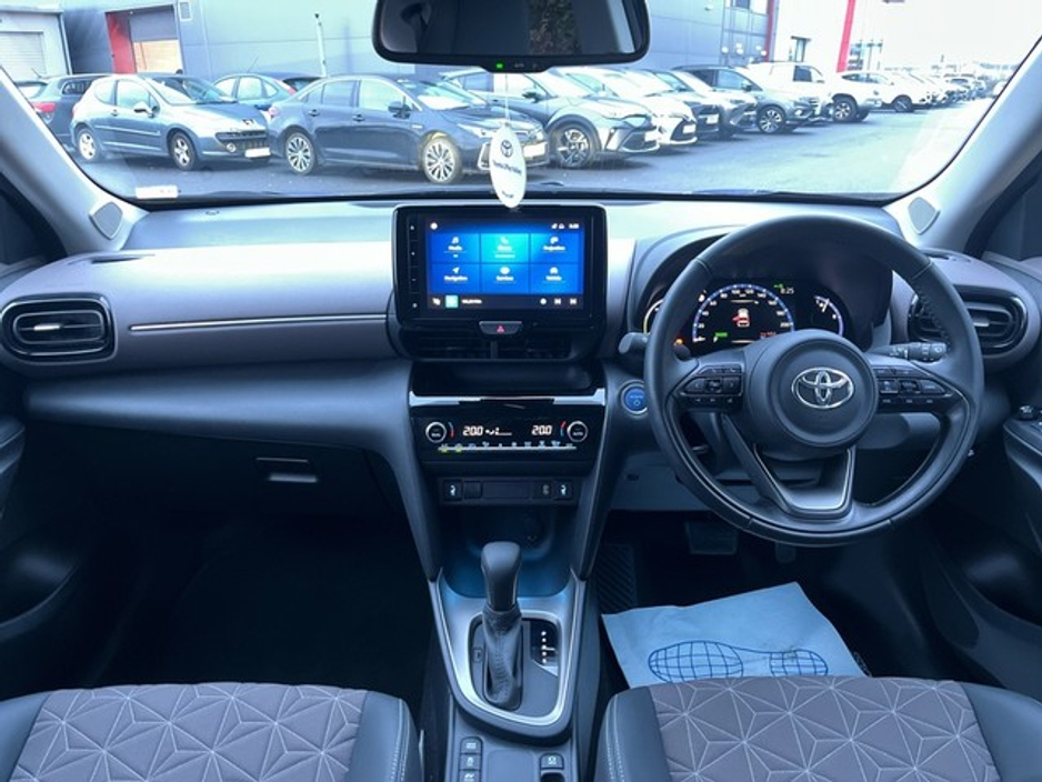 2022 Toyota Yaris Cross CR CROSS SOL 4DR AUTO €28,450