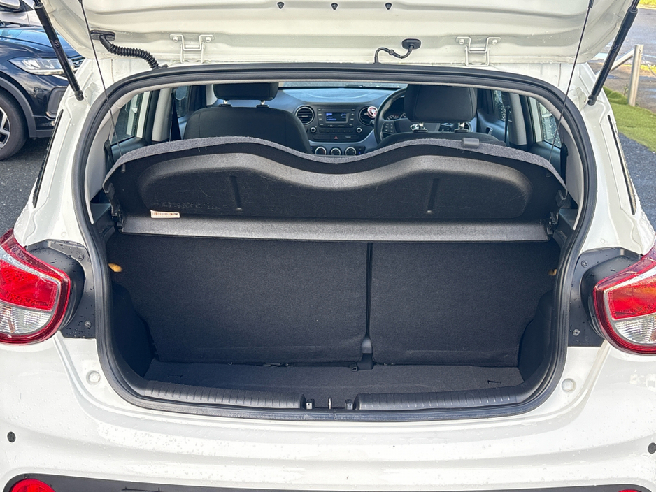 2019 Hyundai i10 - image 9