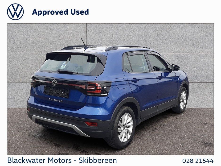 2022 Volkswagen T-Cross - image 12
