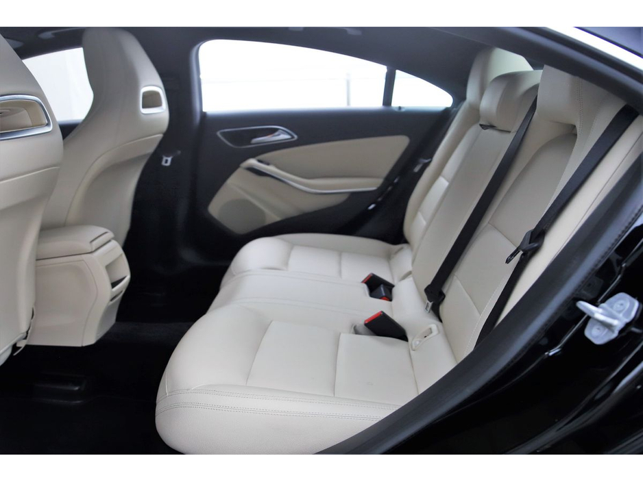2015 Mercedes-Benz CLA Class - image 16