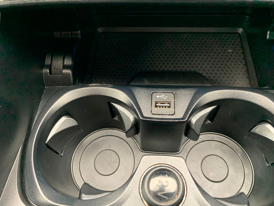 2023 BMW i4 - image 33