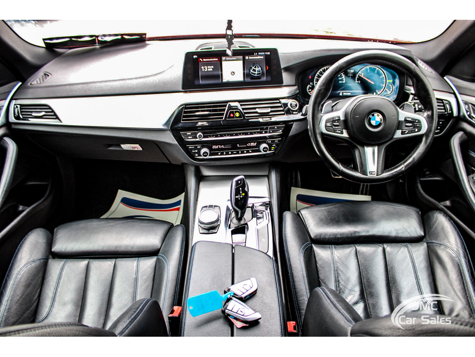 2018 BMW 5 Series - image 24