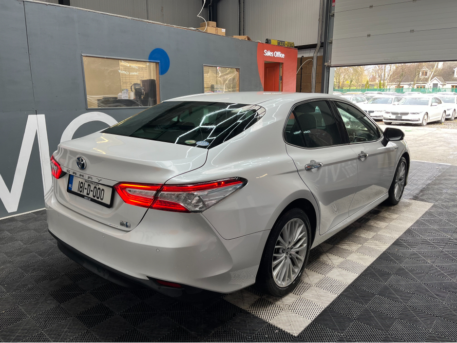 2018 Toyota Camry - image 2