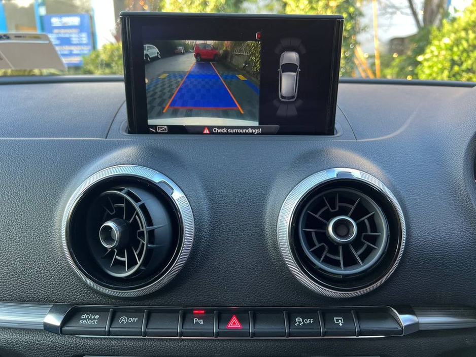 2017 Audi A3 SPORT 1.4 TFSI AUTO // DIAMOND CUT ALLOYS // LEATHER INTERIOR // APPLE CARPLAY/ANDROID AUTO €17,900