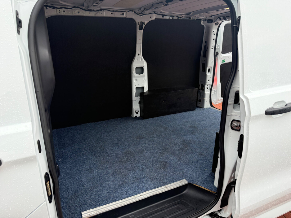 2024 Ford Transit Custom  €29,995