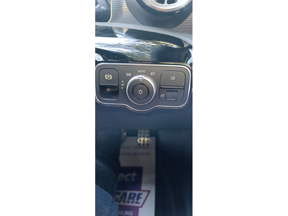 2020 Mercedes-Benz A Class - image 7