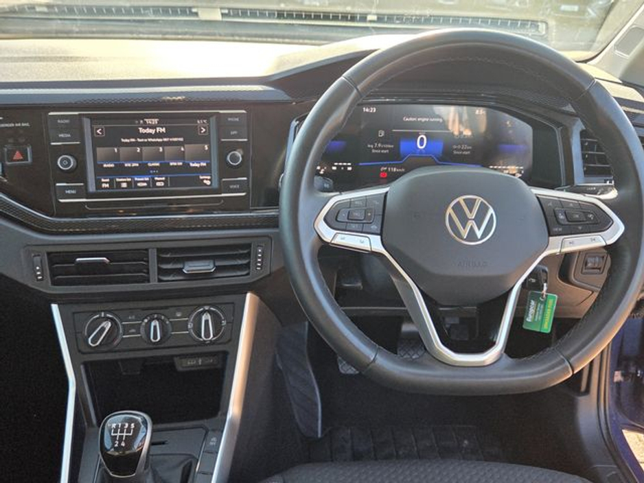 2024 Volkswagen Polo - image 8