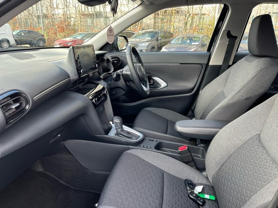 2023 Toyota Yaris Cross YARIS CROSS LUNA €26,950