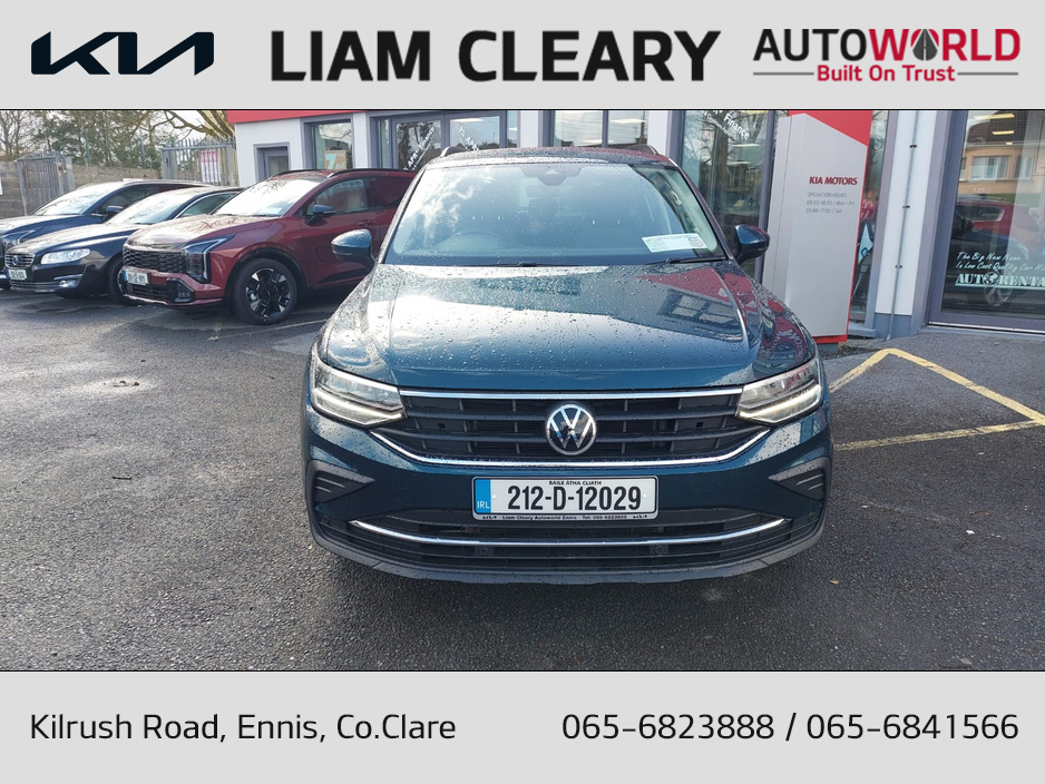 2021 Volkswagen Tiguan - image 8