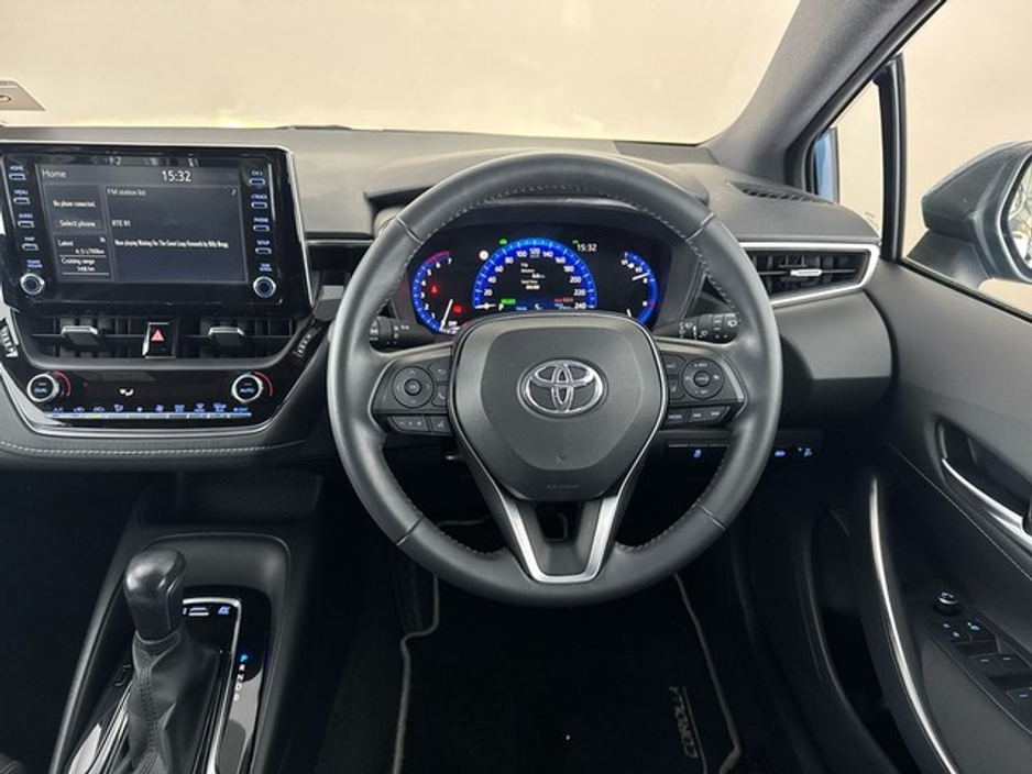 2020 Toyota Corolla HYBRID LUNA H/B €20,950