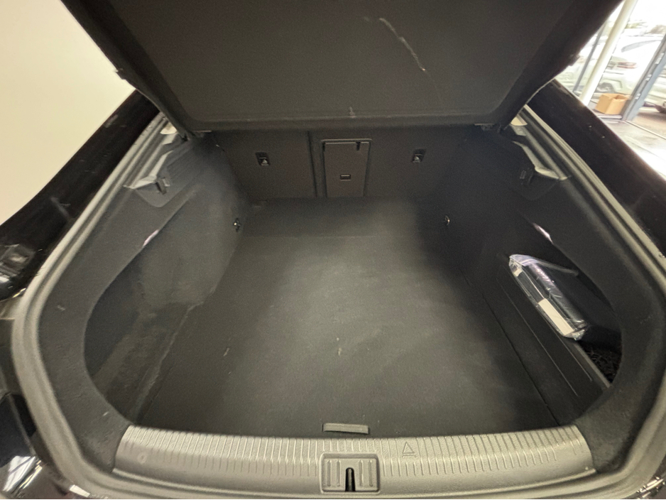 2019 Volkswagen Arteon - image 9