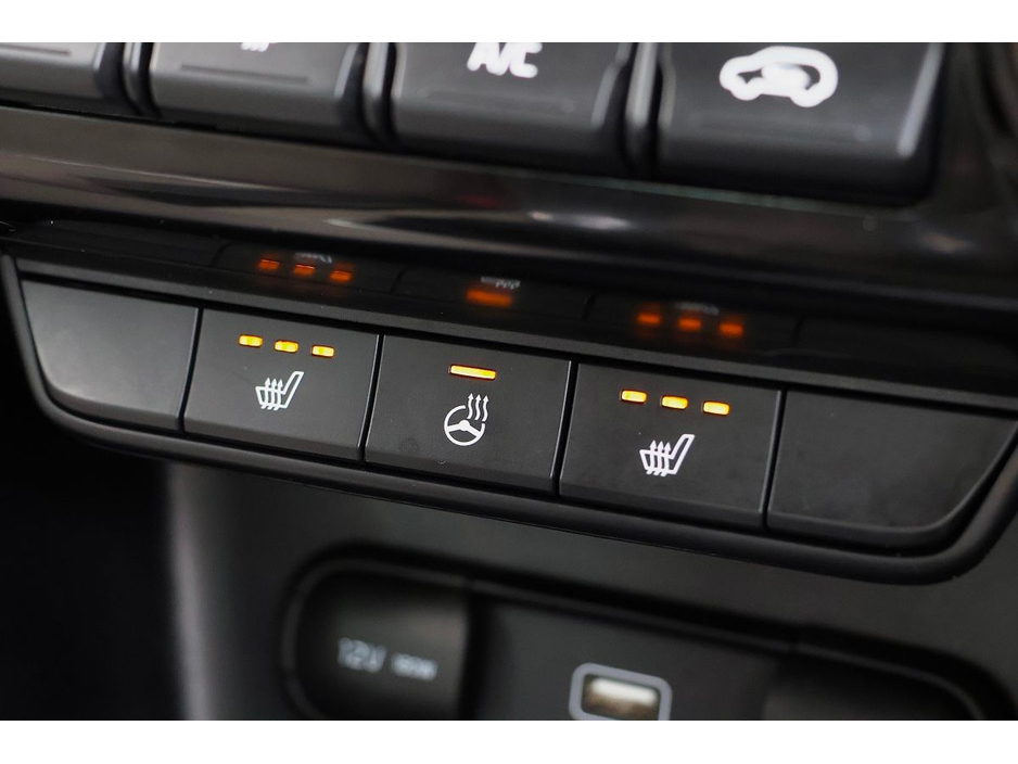 2019 Kia Sportage - image 12