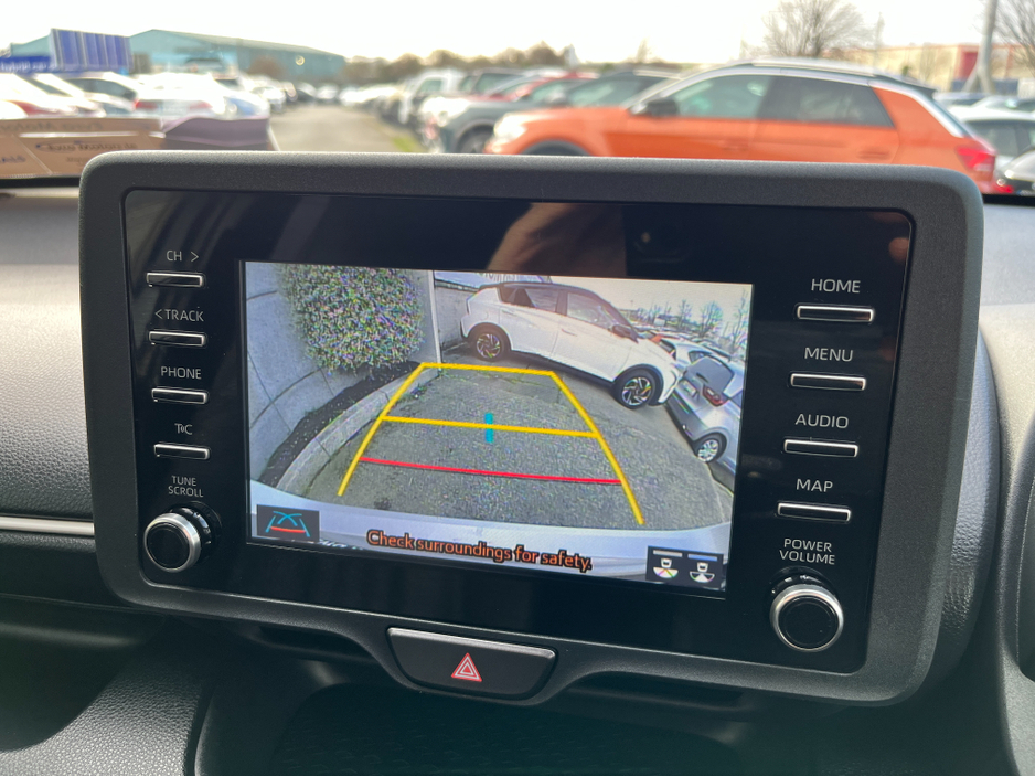 2021 Toyota Yaris - image 19