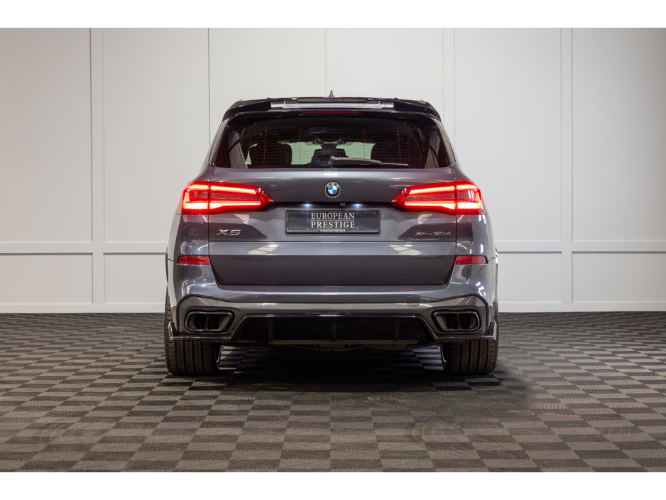 2019 BMW X5 - image 5