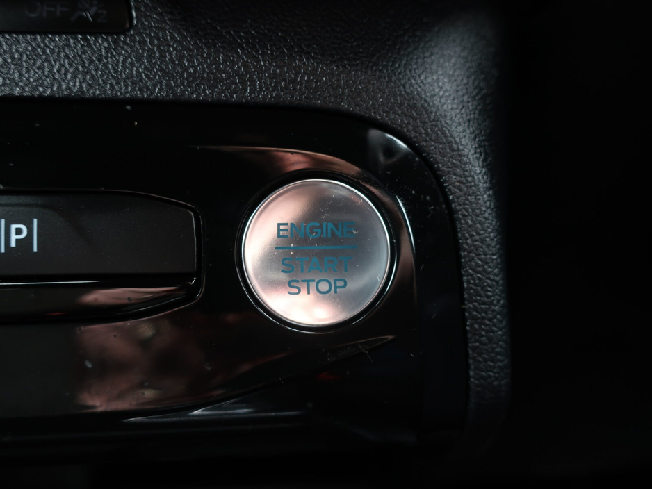 2025 Ford Kuga - image 20