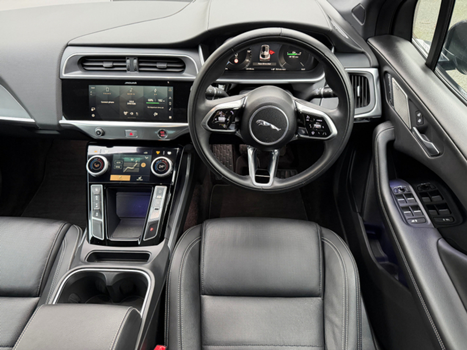 2024 Jaguar I-Pace - image 10