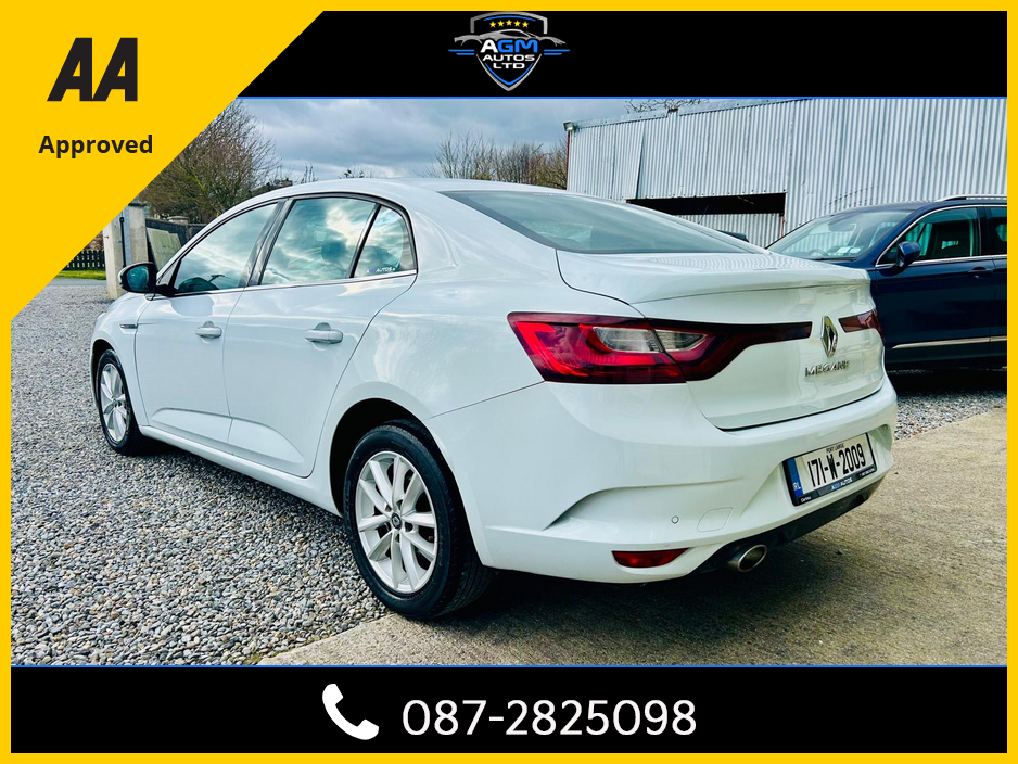 2017 Renault Megane - image 6