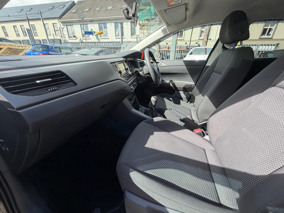 2018 Volkswagen Polo - image 42