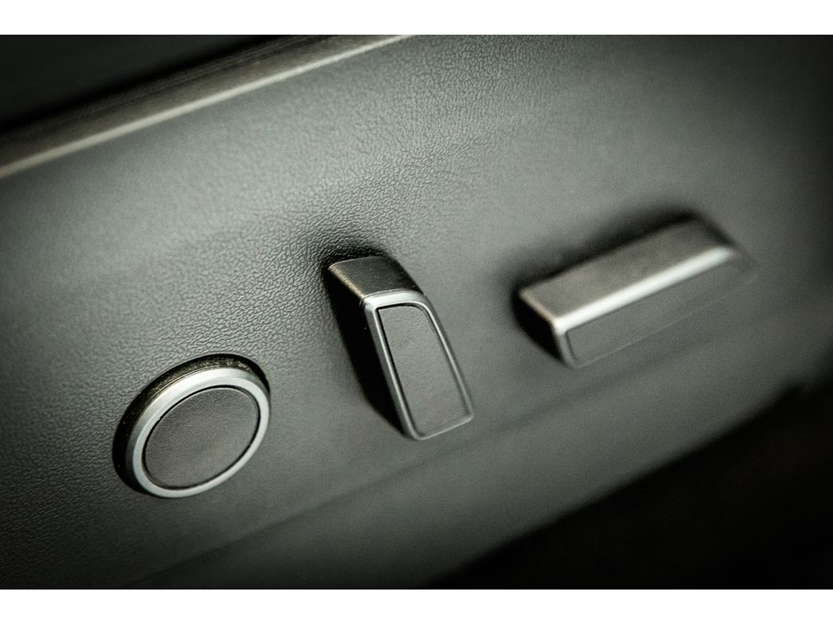 2022 Tesla Model Y - image 20