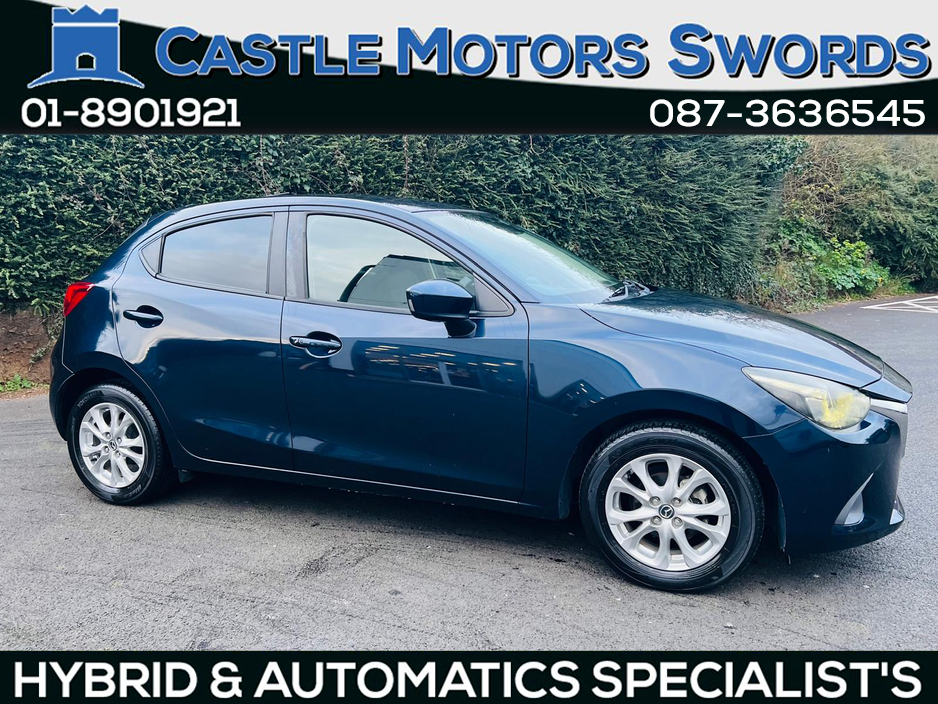 2015 Mazda Demio - image 3