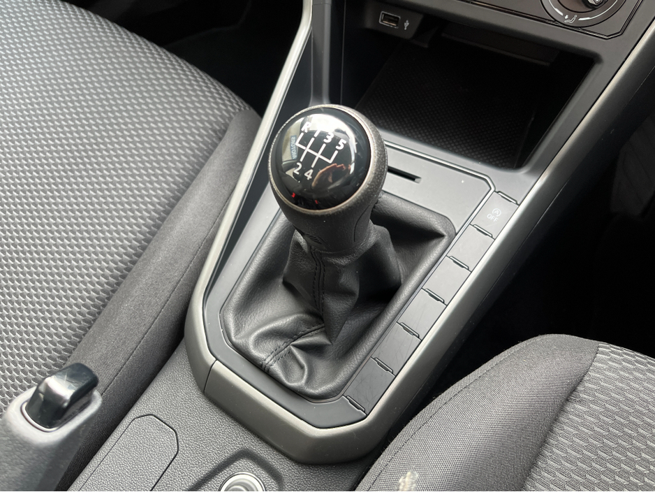 2019 Volkswagen Polo - image 14