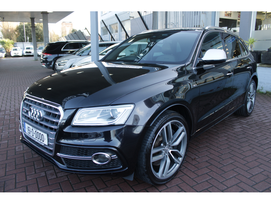 2015 Audi SQ5 - image 8