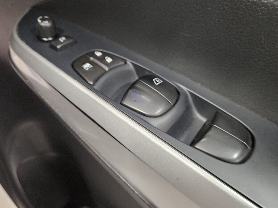 2020 Nissan Navara  €23,950