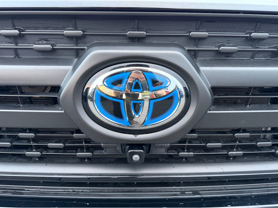 2023 Toyota Rav4 - image 11