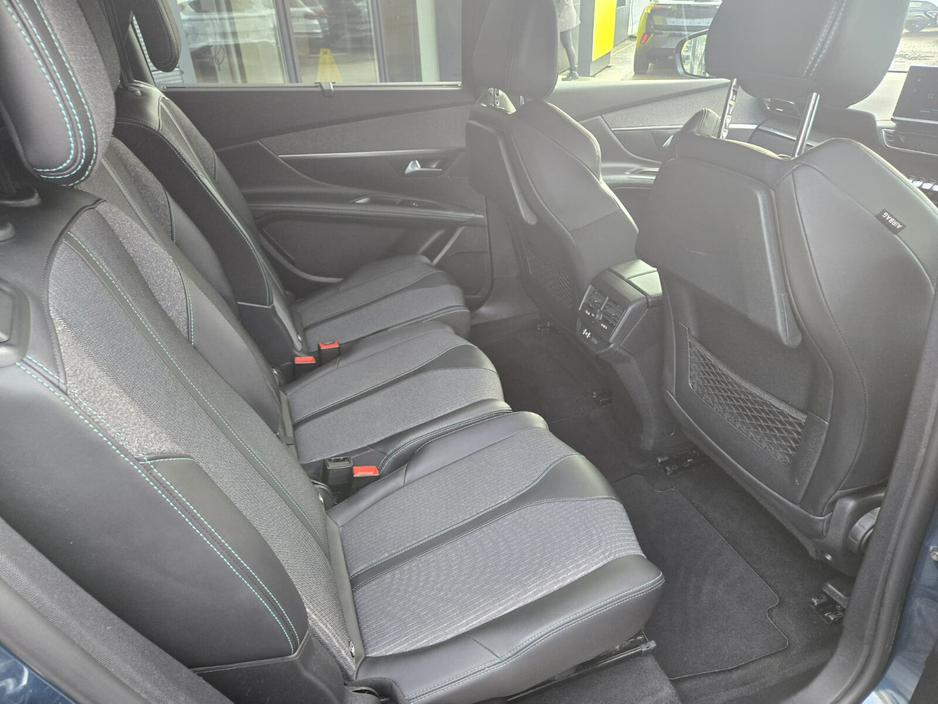2023 Peugeot 5008 1.5 BlueHDi 130bhp Allure Auto €33,950