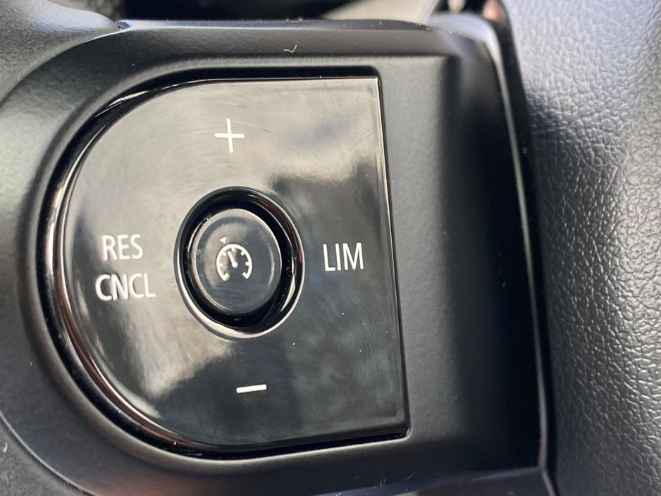 2023 MINI Cooper - image 23