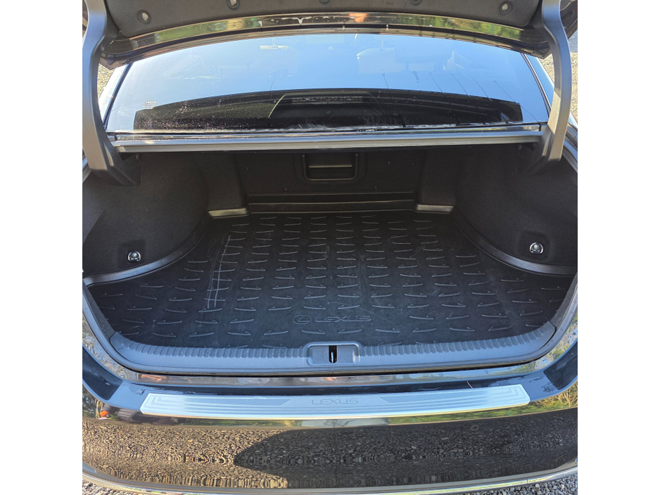 2023 Lexus ES 300 H ES300h Dynamic €43,950