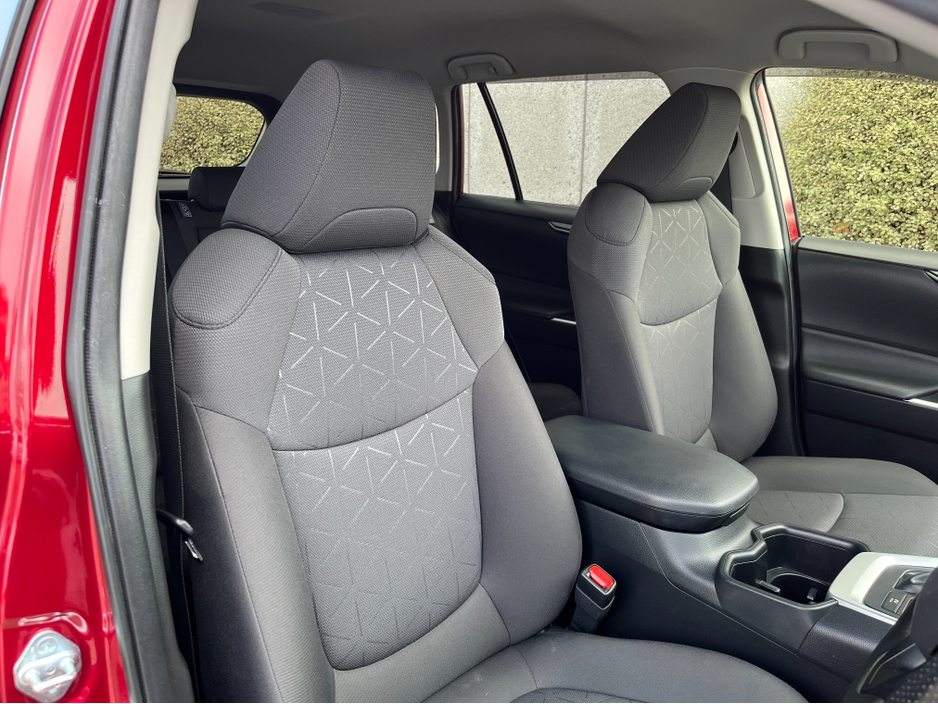 2021 Toyota Rav4 - image 11