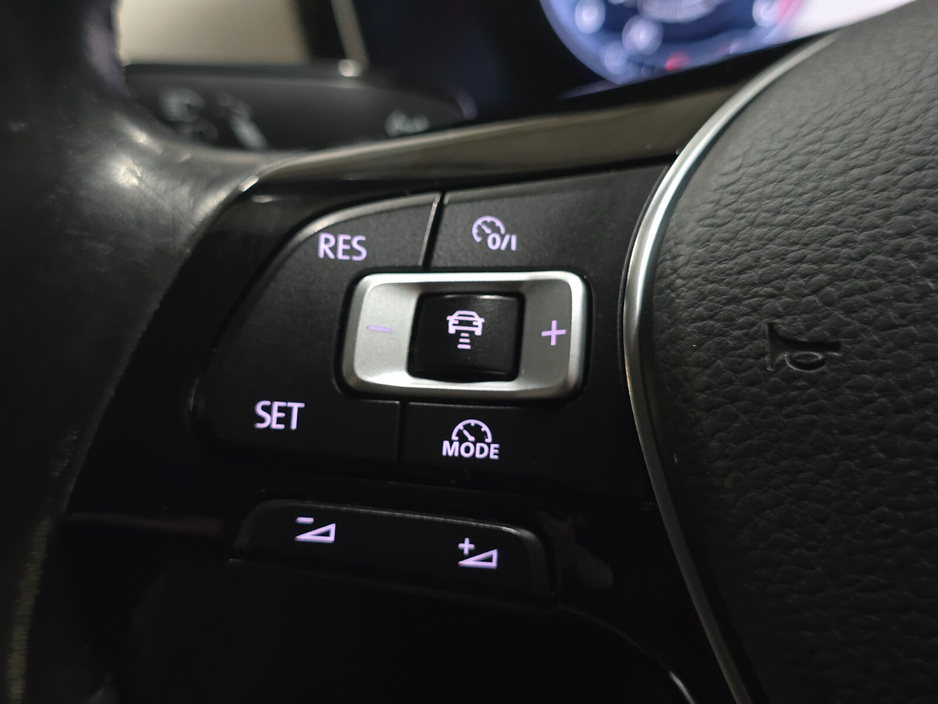 2016 Volkswagen Passat 2.0 TDI 150HP Highline BE €10,950