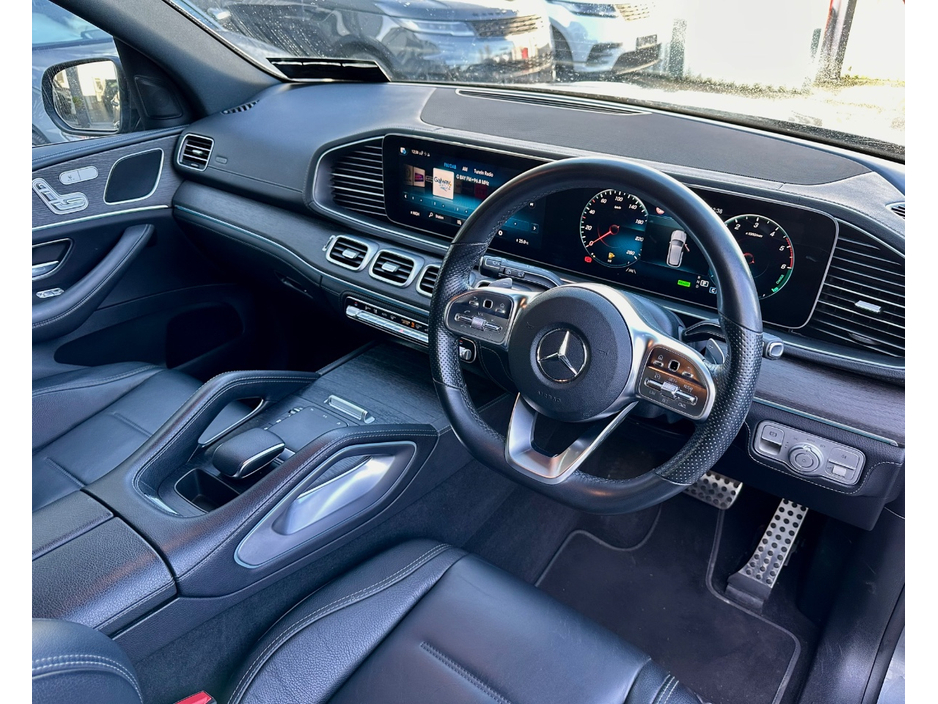 2022 Mercedes-Benz GLE Class - image 5